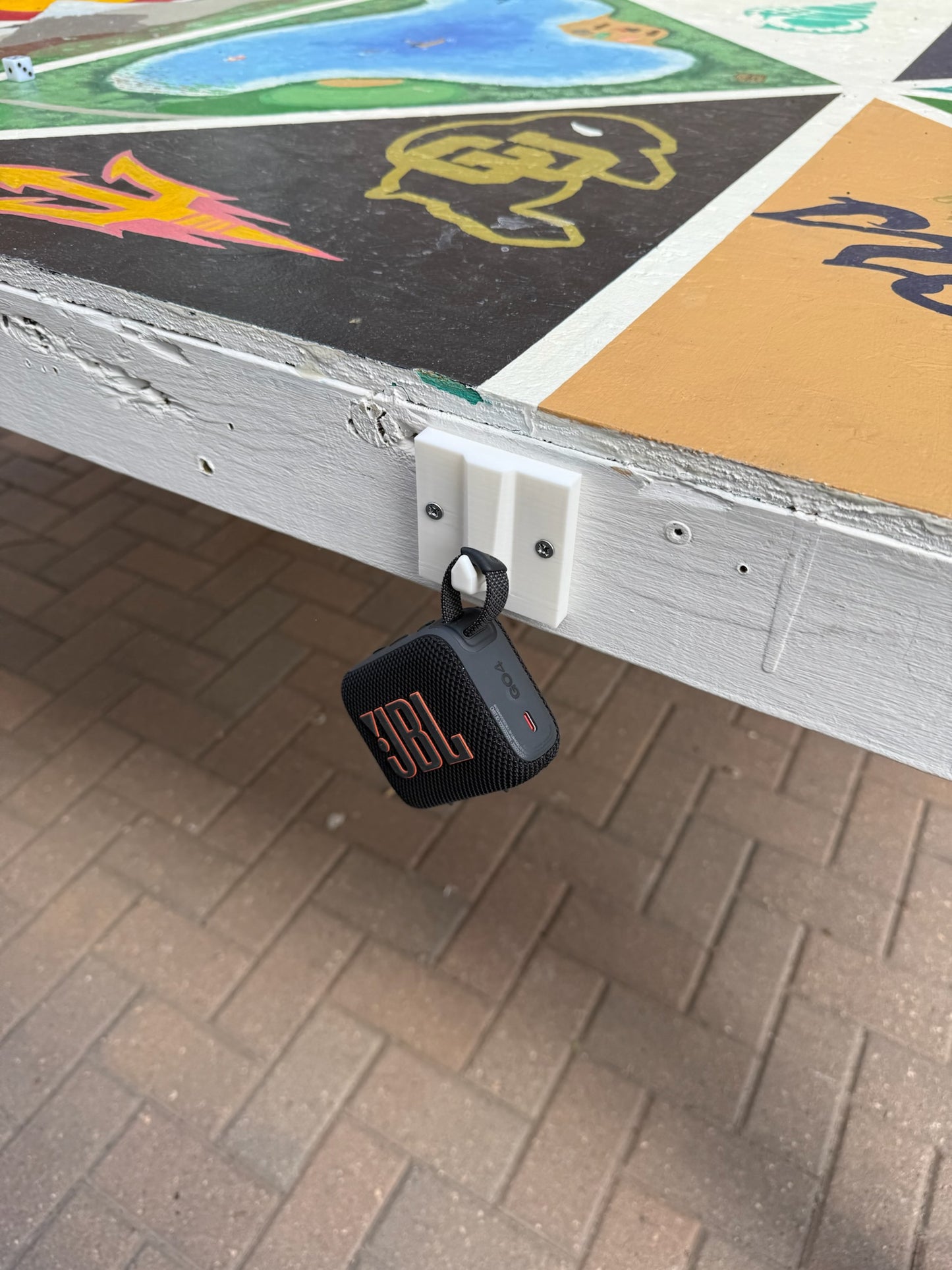 The Hooker – Die Table Hook